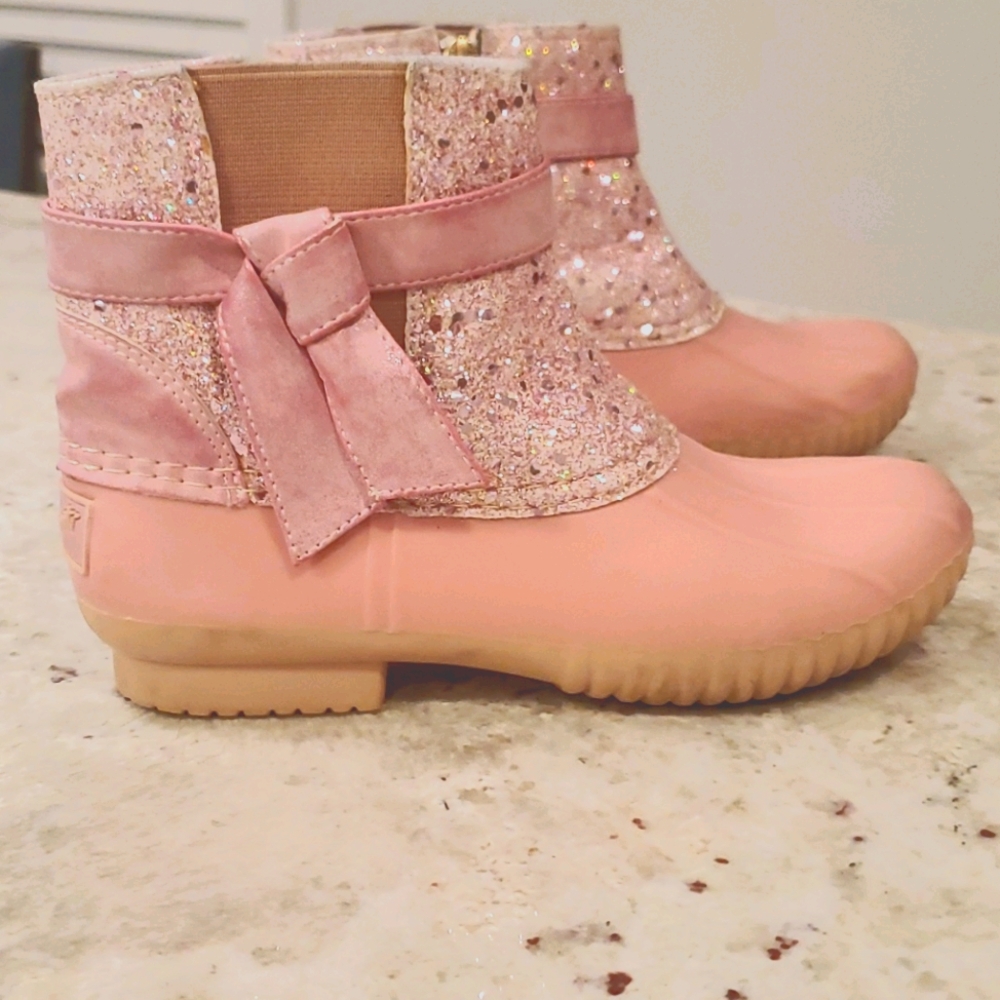 Avanti Boots